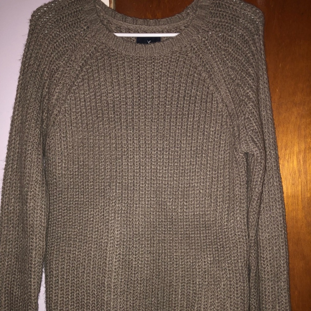 American eagle sweater
